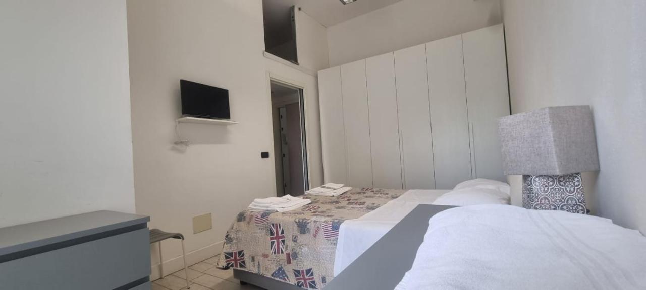 Casa Adriana Lejlighed Piacenza Eksteriør billede